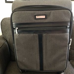 Hartmann Herringbone 4-Wheel Roll Aboard